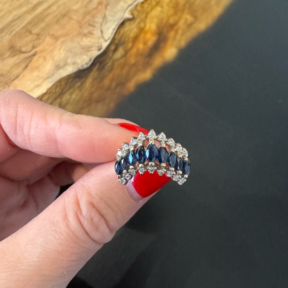 14k Gold Sapphire and Diamond Ring
